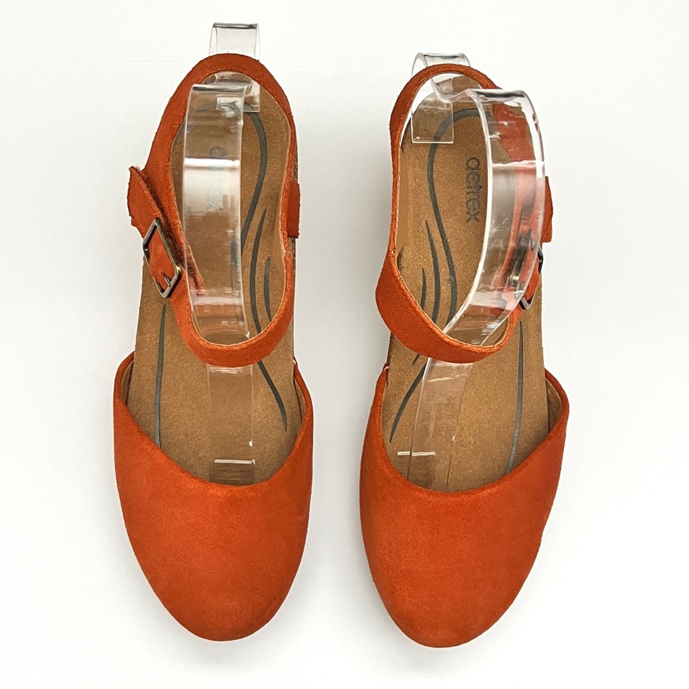 Aetrex Finley Rusty Burnt Orange Suede Leather Ankle-Strap Clog Heels 9 - Picture 3 of 14
